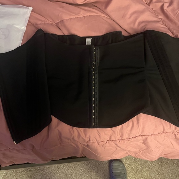 New - Picture 3 of 6